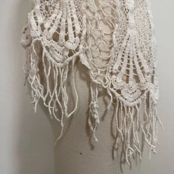 Vivid Imports Y2K Cream Crochet Woven Lace Top Shirt Small Knit - Picture 5 of 8